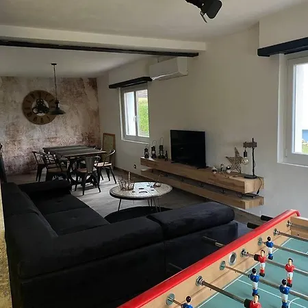 Als As De Coeur La Maison Aux Mille Et Un Coeurs * Neuve-Eglise